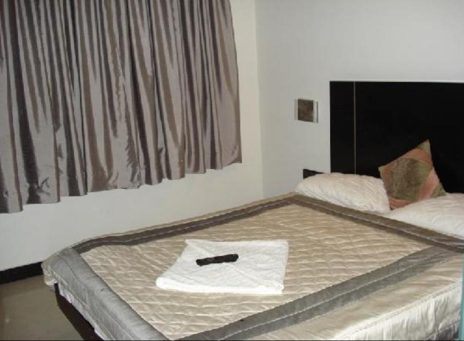 Hotel T.A.P. Gold Crest Bangalore Rom bilde