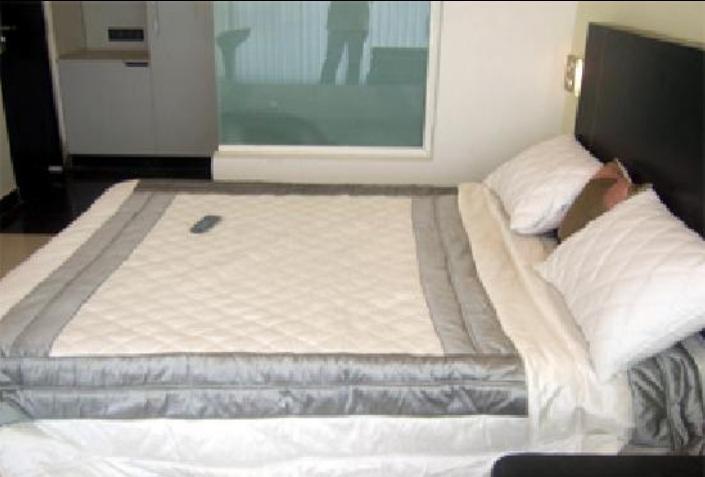 Hotel T.A.P. Gold Crest Bangalore Rom bilde
