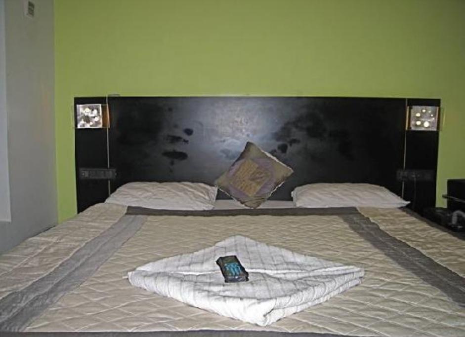 Hotel T.A.P. Gold Crest Bangalore Rom bilde