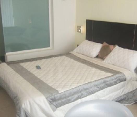 Hotel T.A.P. Gold Crest Bangalore Rom bilde