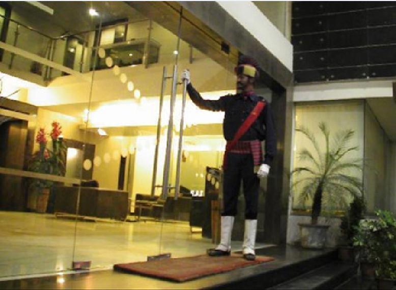 Hotel T.A.P. Gold Crest Bangalore Eksteriør bilde
